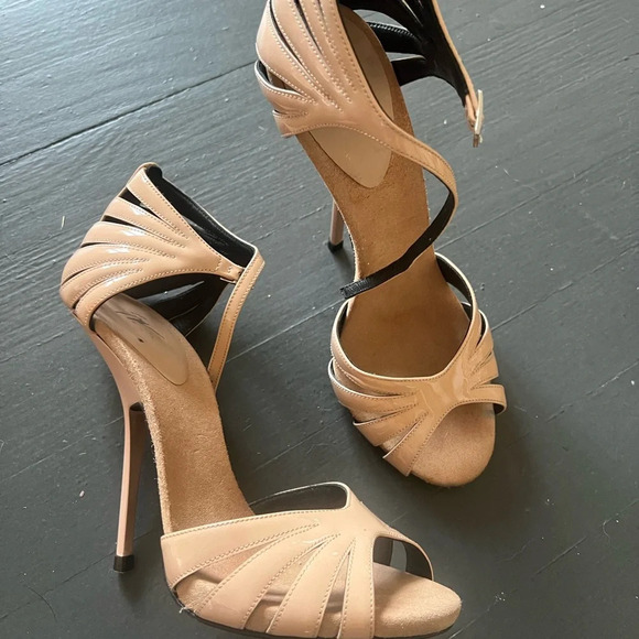Giuseppe zanotti caged blush heels size 39 - Picture 3 of 9